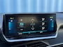 Peugeot e-2008 EV GT Pack 50 kWh Alcantara bekleding | Adeptieve cruise control | Led verlichting interieur | Stoelverwarming | Keyless start | Apple carplay & Android auto