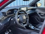 Peugeot e-2008 EV GT Pack 50 kWh Alcantara bekleding | Adeptieve cruise control | Led verlichting interieur | Stoelverwarming | Keyless start | Apple carplay & Android auto