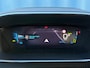 Peugeot e-2008 EV GT Pack 50 kWh Alcantara bekleding | Adeptieve cruise control | Led verlichting interieur | Stoelverwarming | Keyless start | Apple carplay & Android auto