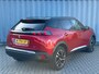 Peugeot e-2008 EV GT Pack 50 kWh Alcantara bekleding | Adeptieve cruise control | Led verlichting interieur | Stoelverwarming | Keyless start | Apple carplay & Android auto