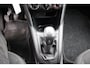 Peugeot 208 1.2 PureTech Blue Lion keurige 5-deurs met navi