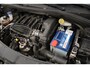 Peugeot 208 1.2 PureTech Blue Lion keurige 5-deurs met navi