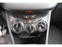 Peugeot 208 1.2 PureTech Blue Lion keurige 5-deurs met navi