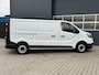 Renault Trafic 2.0D 130 pk L2 H1  Navi - Apple/Android - camera -  all season banden -  nieuw!!