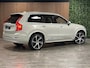 Volvo XC90 T8 AWD Recharge Inscription Long Range | Bowers & Wilkins | 360° Camera | Birch light! | 455pk | Adaptieve Cruise Control | Stoelverwarming voor+achter | Stuurwielverwarming | Full LED Meesturende koplampen | Pilot Assist | BLIS Dode Hoek Detectie | Elektrische voorstoelen geheugen | Lederen bekleding | Zitting verlenging voorstoelen | Lederen dashboard | 22 Inch | Keyless Drive | Parkeersensoren voor+achter | Privacy Glass | Elektrisch bedienbare achterklep | 7-Persoons | 4-Zone Climate Control | Geïntegreerde zongordijnen achterportieren | Verlichte instaplijsten | Draadloos telefoon opladen | DAB Radio | Apple Carplay/Android Auto | Volvo On Call met mobiele App functie | Birch Light Metallic met Blond lederen interieur |