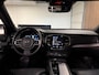 Volvo XC90 T8 AWD Recharge Inscription | Trekhaak | All Season banden | 360° Camera | Head-Up Display | Harman Kardon | Adaptieve Cruise Control | Standkachel met Volvo On Call App | Stoelverwarming voor+achter | Stuurwielverwarming | Full LED Meesturende koplampen | Pilot Assist | BLIS Dode Hoek Detectie | Elektrische voorstoelen geheugen | Lederen bekleding | Zitting verlenging voorstoelen | Gelamineerde/geluidwerende zijruiten | 20 Inch | Keyless Drive | Parkeersensoren voor+achter | Privacy Glass | Elektrisch bedienbare achterklep | Geïntegreerde zongordijnen achterportieren | 7-Persoons | 4-Zone Climate Control | Draadloos telefoon opladen | DAB Radio | Apple Carplay/Android Auto | Thunder Grey Metallic |