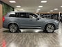 Volvo XC90 T8 AWD Recharge Inscription | Trekhaak | All Season banden | 360° Camera | Head-Up Display | Harman Kardon | Adaptieve Cruise Control | Standkachel met Volvo On Call App | Stoelverwarming voor+achter | Stuurwielverwarming | Full LED Meesturende koplampen | Pilot Assist | BLIS Dode Hoek Detectie | Elektrische voorstoelen geheugen | Lederen bekleding | Zitting verlenging voorstoelen | Gelamineerde/geluidwerende zijruiten | 20 Inch | Keyless Drive | Parkeersensoren voor+achter | Privacy Glass | Elektrisch bedienbare achterklep | Geïntegreerde zongordijnen achterportieren | 7-Persoons | 4-Zone Climate Control | Draadloos telefoon opladen | DAB Radio | Apple Carplay/Android Auto | Thunder Grey Metallic |
