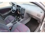 Toyota Avensis 1.6 AIRCO, TREKHAAK