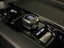 Volvo XC60 T8 AWD Recharge Momentum Pro | Trekhaak | Adaptieve Cruise Control | Schuifdak | Standkachel met Volvo On Call App | Stoelverwarming voor+achter | Stuurwielverwarming | Full LED Meesturende koplampen | Pilot Assist | BLIS Dode Hoek Detectie | Lederen bekleding | Zitting verlenging voorstoelen | 18 Inch | Keyless Drive | Privacy Glass | Elektrisch bedienbare achterklep | Alarm Klasse III | Apple Carplay/Android Auto |