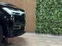 Volvo XC60 T8 AWD Recharge Momentum Pro | Trekhaak | Adaptieve Cruise Control | Schuifdak | Standkachel met Volvo On Call App | Stoelverwarming voor+achter | Stuurwielverwarming | Full LED Meesturende koplampen | Pilot Assist | BLIS Dode Hoek Detectie | Lederen bekleding | Zitting verlenging voorstoelen | 18 Inch | Keyless Drive | Privacy Glass | Elektrisch bedienbare achterklep | Alarm Klasse III | Apple Carplay/Android Auto |