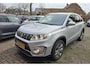 Suzuki Vitara 1.0 Boosterjet Select. 1ste eigenaar, dealer onderhouden. Zeer netje en luxe o.a. camera, navi, stoelverwarming etc.