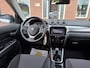 Suzuki Vitara 1.0 Boosterjet Select. 1ste eigenaar, dealer onderhouden. Zeer netje en luxe o.a. camera, navi, stoelverwarming etc.