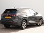 Volkswagen Tiguan 1.5 eHybrid Life Edition | Wegklapbare trekhaak | DCC | Keyless entry | Stoel & stuurverwarming | Achteruitrijcamera | Elektrische kofferbakklep |