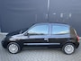 Renault Clio 1.2-16V Dynamique Airco - Radio/cd speler - Elektrische ramen - Weinig km - Nieuwe apk tot maart 2027 - Zo meenemen