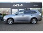 Mitsubishi Outlander 2.0 PHEV instyle+ Navigatie | Camera | Leder | Panoramadak | Keyless Go | 18" LMV!