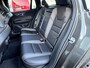 Volvo V60 2.0 T4 R-Design Leder Stoelverwarming Stuurwielbediening Parkeersensoren voor en achter Apple carplay Airco Cruise controle R-line Elektrische achterklep