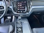 Volvo V60 2.0 T4 R-Design Leder Stoelverwarming Stuurwielbediening Parkeersensoren voor en achter Apple carplay Airco Cruise controle R-line Elektrische achterklep