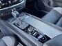Volvo V60 2.0 T4 R-Design Leder Stoelverwarming Stuurwielbediening Parkeersensoren voor en achter Apple carplay Airco Cruise controle R-line Elektrische achterklep