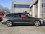 Volvo V60 2.0 T4 R-Design Leder Stoelverwarming Stuurwielbediening Parkeersensoren voor en achter Apple carplay Airco Cruise controle R-line Elektrische achterklep