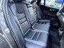 Volvo V60 2.0 T4 R-Design Leder Stoelverwarming Stuurwielbediening Parkeersensoren voor en achter Apple carplay Airco Cruise controle R-line Elektrische achterklep