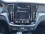 Volvo V60 2.0 T4 R-Design Leder Stoelverwarming Stuurwielbediening Parkeersensoren voor en achter Apple carplay Airco Cruise controle R-line Elektrische achterklep