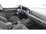 Volkswagen Golf 1.5 eTSI 150pk DSG Style / Navigatie via App connect / Camera / Trekhaak