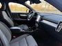 Volvo XC40 2.0 B3 Plus Dark|Stoel en Stuurverwarming|Camera