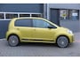 Volkswagen Up! 1.0 BMT 44kw 60pk move up! Navi via Maps & more ,Bleutooth telefoon, Lichtmetalen velgen 17", Led , Cruisecontrol tegen €500,- meerprijs