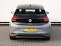 Volkswagen ID.3 First 58 kWh 204pk | Navigatie | Led koplampen | Stoel/stuurverwarming | Trekhaak | Climate control | Adaptive cruise control |