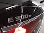 Mercedes-Benz E-klasse Estate 300 e AMG Line | Night | Panoramadak | Premium | Rij assistentiepakket plus | Burmester | 20 inch | Trekhaak |
