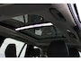 Volvo XC90 T8 Plug-in hybrid AWD Ultra Dark | Panoramadak | Luchtvering | Trekhaak | Premium audio by Bowers & Wilkins | Verwarmbare voorstoelen met massagefunctie | 360 graden camera | Head-up display | Verwarmbare achterbank en stuurwiel |