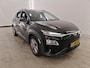 Hyundai Kona Electric 64 kWh EV 204pk Comfort Smart | SOH 100% | Trekhaak voor fietsendrager | Apple CarPlay / Android| Navi | PDC | Camera