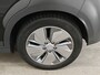 Hyundai Kona Electric 64 kWh EV 204pk Comfort Smart | SOH 100% | Trekhaak voor fietsendrager | Apple CarPlay / Android| Navi | PDC | Camera
