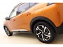 Peugeot e-2008 EV Allure 50 kWh | Apple carplay/Android auto | Parkeercamera | Stoelverwarming | Airco automatisch |