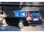 Volvo V70 2.0 T4 Polar+ Elek-Dak/Xenon/Leer/Parkeersensor v,a/Trekhaak afneembaar