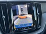 Volvo XC60 2.0 T6 Plug-in hybrid AWD Ultra Dark 360 Camera / Head-up display / Harman Kardon audio / trekhaak / Panorama dak / stoel- en stuurverwarming / leer