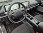 Hyundai Ioniq 6 Connect 77.4 kWh Automaat / Accu SOH 100% / Fabrieksgarantie tot 12-2029 / CCS snellader / All season banden / Head Up Display / Stuur-, Stoel & Achterbankverwarming / warmtepomp / Trekgewicht 1500 kg / Keyless Entry/Start /