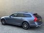 Volvo V90 Cross Country 2.0 D5 235pk | Panoramadak | Leder interieur | 360 camera | Adaptieve cruise | Pilot assit | Head up | Elektrisch wegklapbare trekhaak | BLIS | 20 inch LMV | Stoelverwarming voor&achter | Stuurverwarming | Apple CarPlay / Android Auto | Elektrische achterklep | Volledig onderhouden!