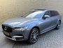 Volvo V90 Cross Country 2.0 D5 235pk | Panoramadak | Leder interieur | 360 camera | Adaptieve cruise | Pilot assit | Head up | Elektrisch wegklapbare trekhaak | BLIS | 20 inch LMV | Stoelverwarming voor&achter | Stuurverwarming | Apple CarPlay / Android Auto | Elektrische achterklep | Volledig onderhouden!