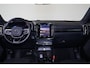 Volvo EX40 Extended Range Ultra 82 kWh - Panorama/schuifdak - IntelliSafe Assist & Surround - 360º Camera - Harman/Kardon audio - Verwarmde voorstoelen & stuur - Parkeersensoren voor & achter - Elektr. bedienb. voorstoelen met geheugen links - Draadloze tel. lader - Warmtepomp - Extra getint glas - 19' LMV