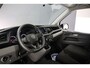 Volkswagen Transporter 2.0 TDI 110pk L2 Dubbele Cabine | 6-zitplaatsen | Betimmering | Trekhaak |  Navigatie (Apple carplay / Android Auto)