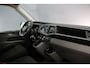 Volkswagen Transporter 2.0 TDI 110pk L2 Dubbele Cabine | 6-zitplaatsen | Betimmering | Trekhaak |  Navigatie (Apple carplay / Android Auto)