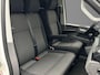 Volkswagen Transporter 2.0 TDI 150pk DSG L1H1 32 | Adaptieve Cruise Control | Navi via Apple Carplay / Android Auto | Achteruitrijcamera | Laadruimte betimmerd |