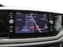 Volkswagen Polo 1.0 TSI Comfortline Business | Achteruitrijcamera | Parkeersensoren voor/achter | Gescheiden climate control |