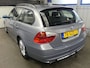BMW 3-Serie Touring 318i Business Line - Trekhaak - Cruise Control