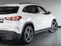 Mercedes-Benz GLA 200 AMG Line Pano ACC 19'