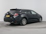 Toyota Corolla Touring Sports 1.8 Hybrid Dynamic | Stoelverwarming | Achteruitrijcamera | 17'' Lichtmetalen Velgen | Apple Carplay/Android Auto |