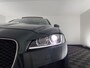 Jaguar F-Pace 2.0 Portfolio AWD 20d Aut. *PANO | DIGI-COCKPIT | XENON | LEATHER | KEYLESS | MERIDIAN-SOUND | NAVI-FULLMAP | ECC | PDC | CRUISE | 19''ALU*