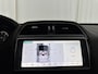 Jaguar F-Pace 2.0 Portfolio AWD 20d Aut. *PANO | DIGI-COCKPIT | XENON | LEATHER | KEYLESS | MERIDIAN-SOUND | NAVI-FULLMAP | ECC | PDC | CRUISE | 19''ALU*
