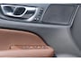 Volvo V60 2.0 B4 Inscription | Panoramadak | Head-up Display | 360 Graden Camera | Parkeersensoren | Bruin Lederen Bekleding | Harman Kardon Audio | Keyless Entry | Elektrische Achterklep | Navigatie | Apple Carplay | Android Auto